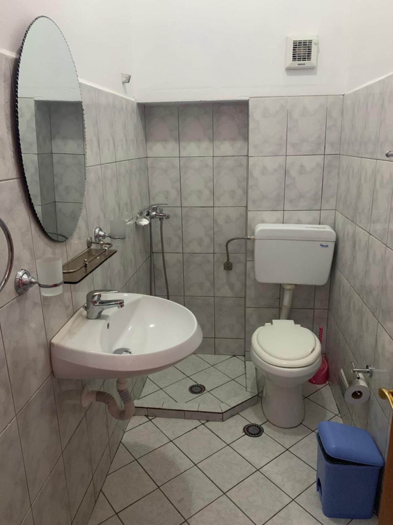 Guest - Sea Breeze Apartments Saranda Extérieur photo